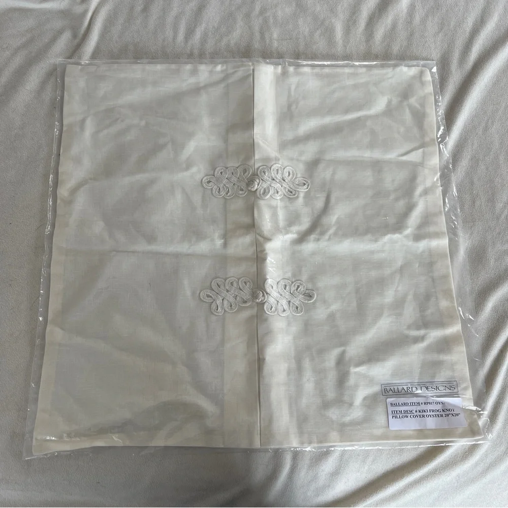 Ballard Designs Kiki Frog Knot Linen Cream Pillow Cover NWT